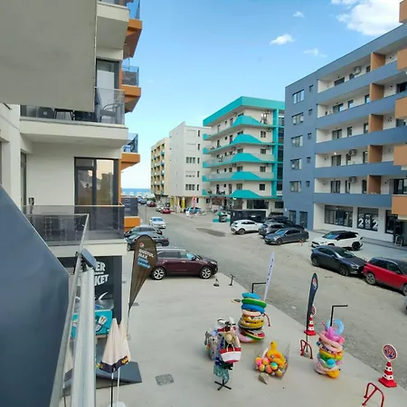 Apartman La Dame Blanche Năvodari